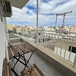 F4 Room 1, Private Double Room With Private Bathroom And Balcony